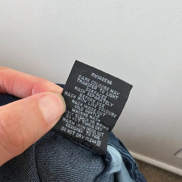 Universal Standard Bae Denim Jean Shorts Size 34 6X Dark Indigo Blue Bermuda - Picture 10 of 10